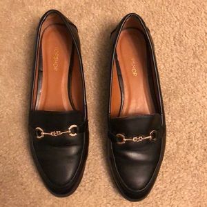 Topshop black loafers with gold buckle. Size 41